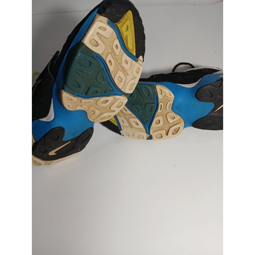 Size 6.5 Y- Nike Air Diamond Turf 2 2012 Red Gold - Picture 6 of 7